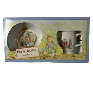NIB Vintage Peter Rabbit by Wedgewood Childrens Porcelain Cup and Bowl Set
